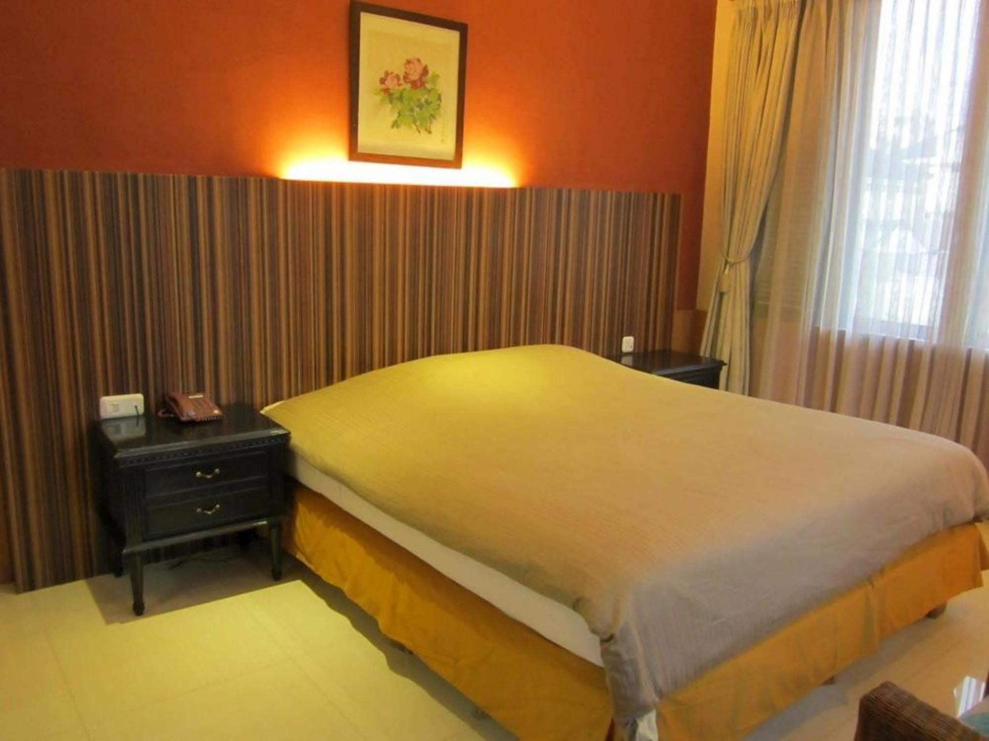 Hotel Progo Bandung Exterior photo